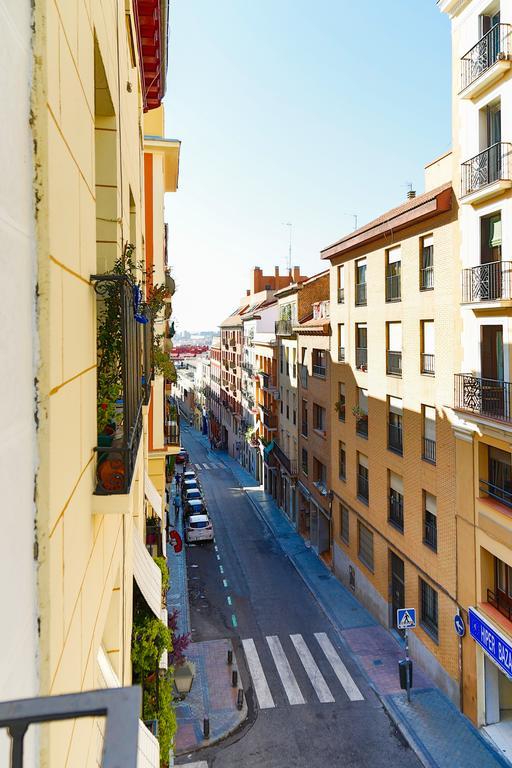 Urban Vida La Latina Appartement Madrid Buitenkant foto