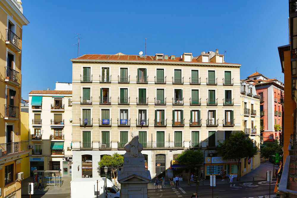 Urban Vida La Latina Appartement Madrid Buitenkant foto